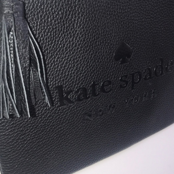 NWT Kate Spade black zip pouch - Picture 2 of 8